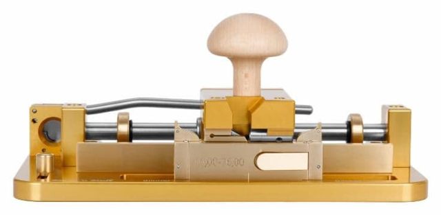 Reeds 'n Stuff, Oboe & English Horn Gouging Machine